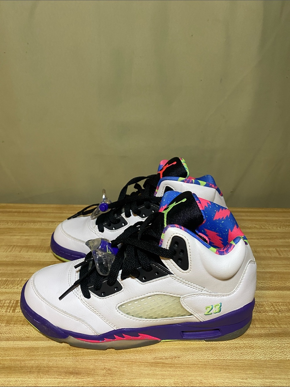 Air Jordan 5 Retro  (GS) White Ghost Green-Court Purple sneakers size 5Y